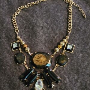 Neckpiece black gold Hp🔥🔥🔥🔥🔥